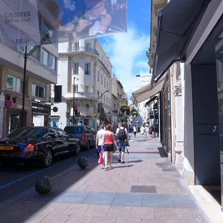 Apartment 1 Bedroom In Rue D'antibes 5 Mins From The Croisette 239 *