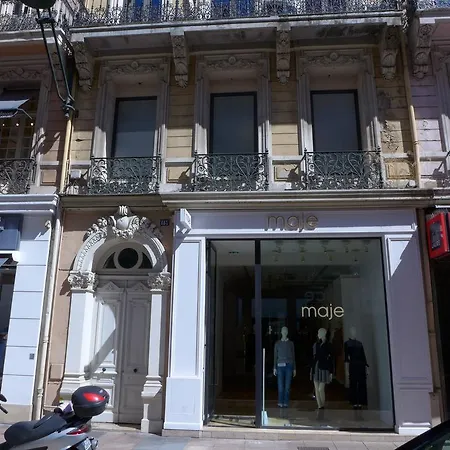 Apartment 1 Bedroom In Rue D'antibes 5 Mins From The Croisette 239 Cannes