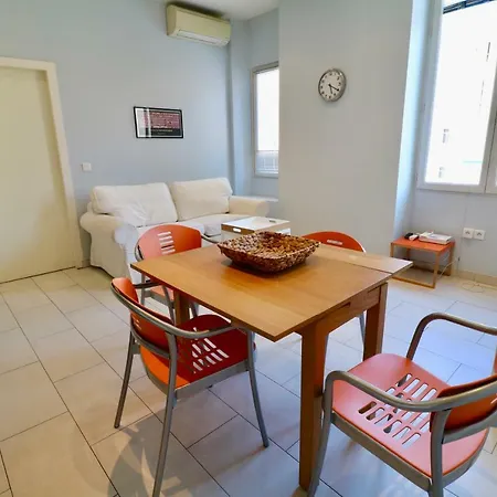 Apartment 1 Bedroom In Rue D'antibes 5 Mins From The Croisette 239 *